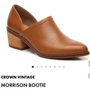 CROWN VINTAGE Booties